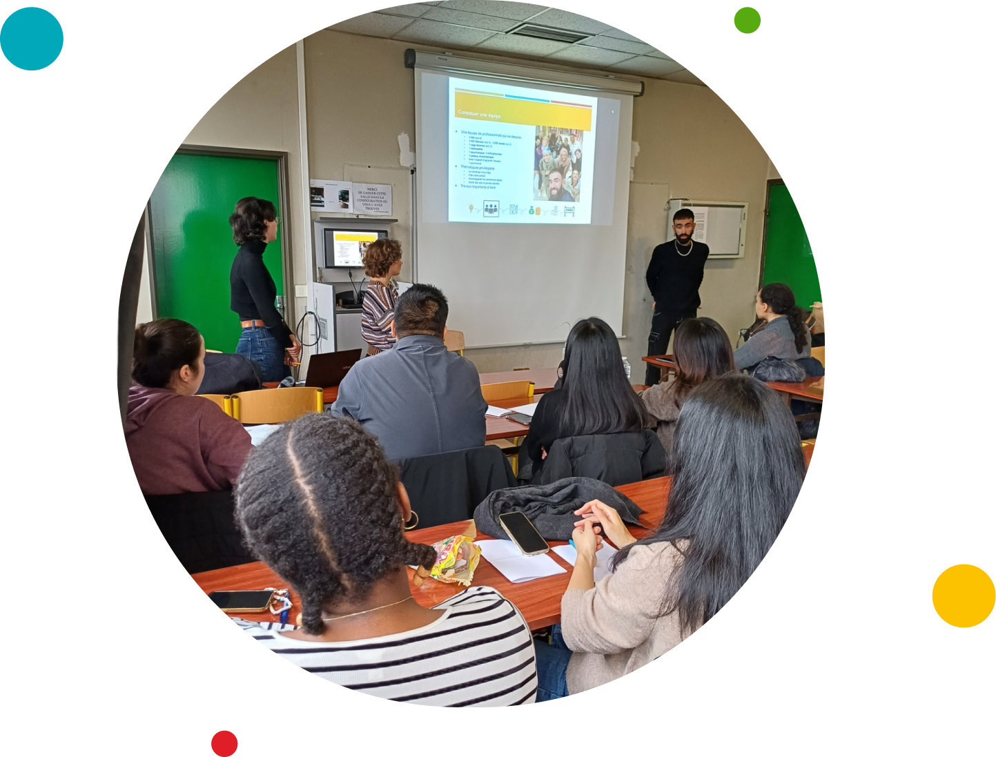 SENSIBILISATION DES ÉTUDIANTS